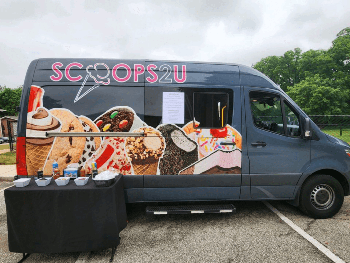 Scoops2U Sundae Truck for Summer events