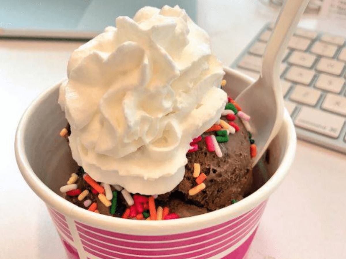 Sundae with DIY Toppings