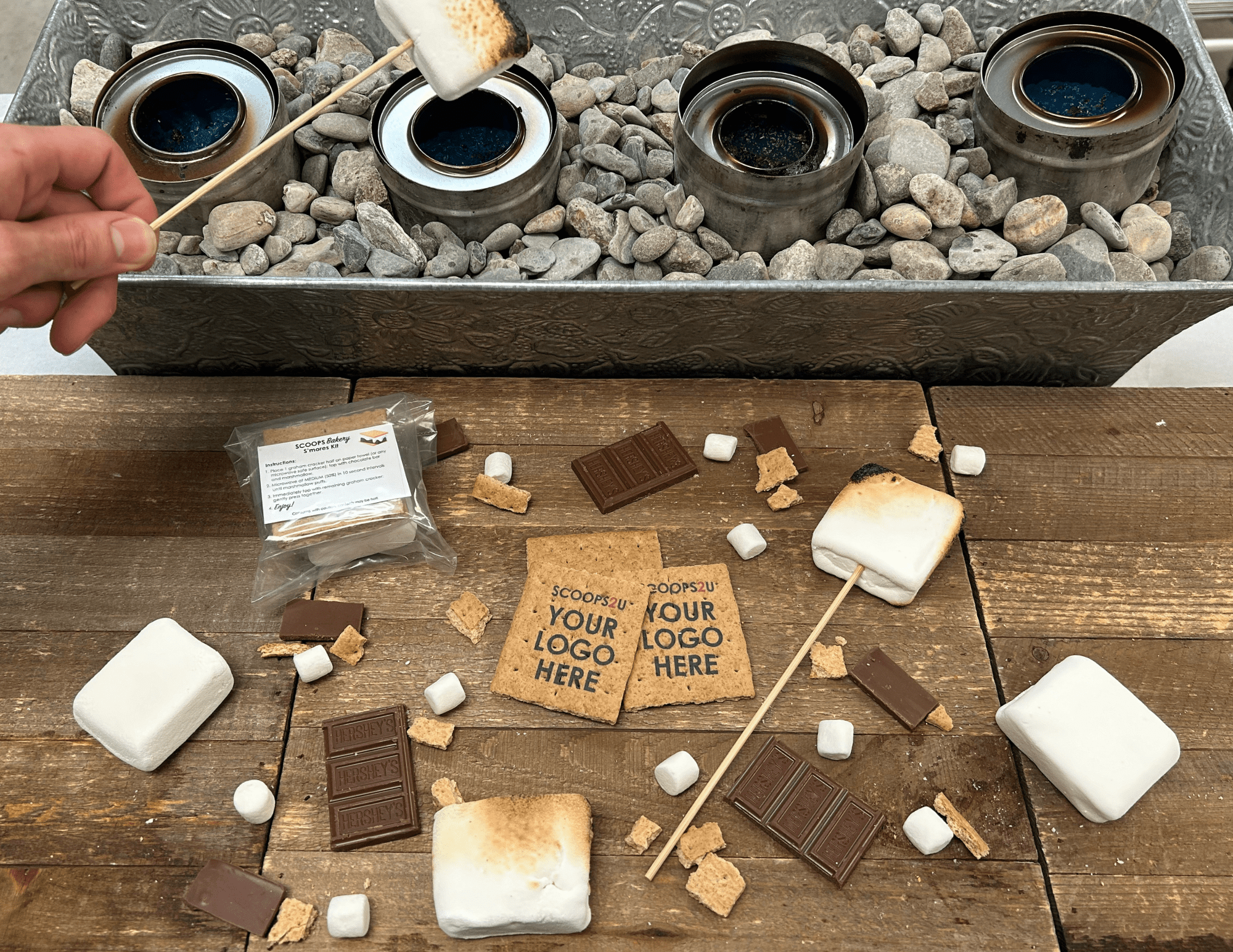 Imprint the graham cracker with a custom note or company logo for an unforgettable event!